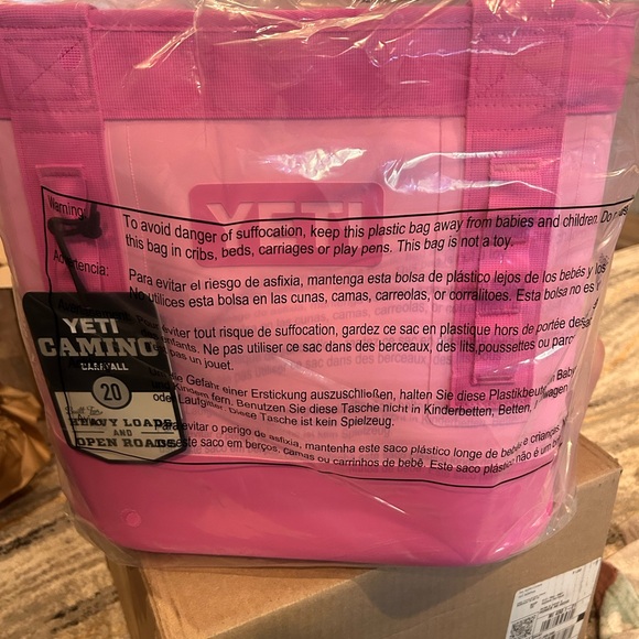 Yeti Camino 20 Power Pink
